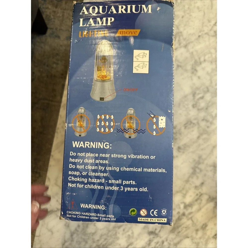 Vintage 1990s Fish Motion Lamp Bright Night Light Ocean Aquarium Tanak READ